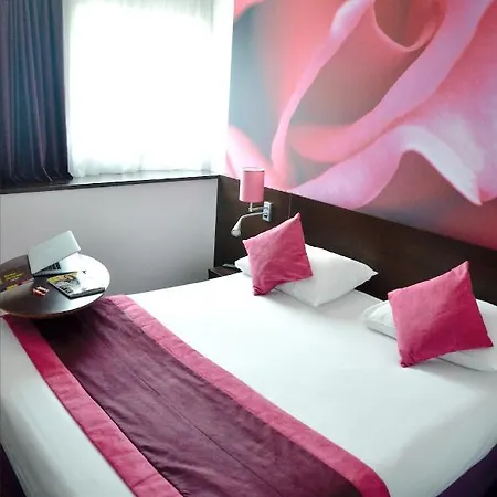 Ibis Styles Centre Gare Hotel 3*