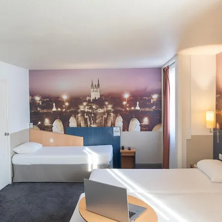Готель Ibis Styles Centre Gare Анже