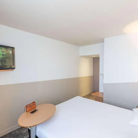 Ibis Styles Centre Gare Анже