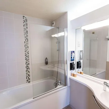 Ibis Styles Centre Gare Анже