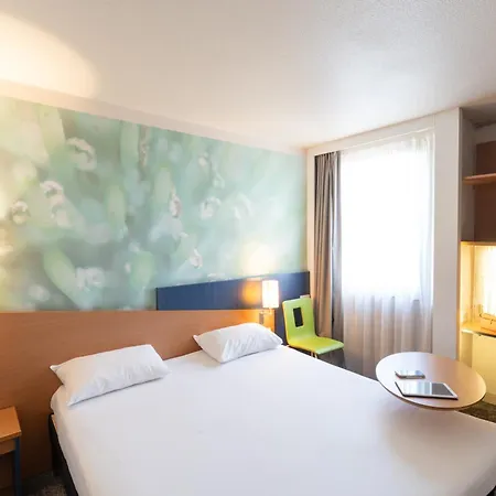 Ibis Styles Centre Gare Анже