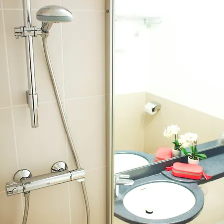 Ibis Styles Centre Gare Анже