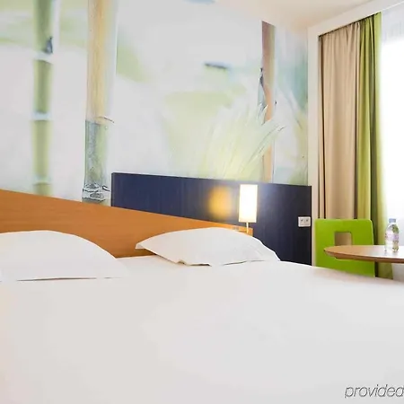 מלון Ibis Styles Centre Gare 3*