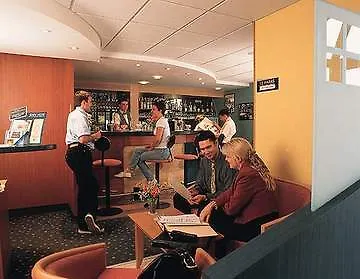 Отель Ibis Styles Centre Gare Анже