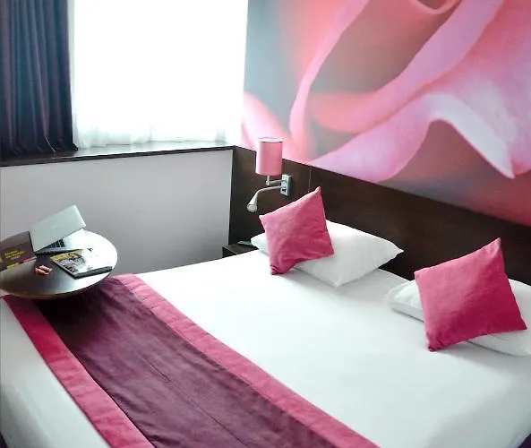 Ibis Styles Centre Gare Hotel 3*
