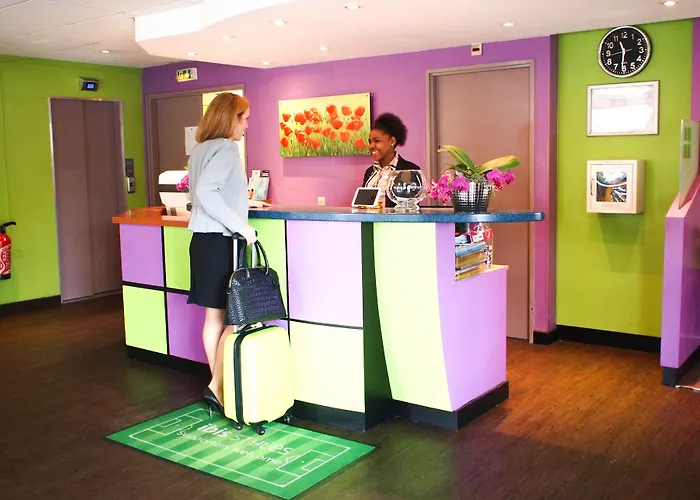 Ibis Styles Centre Gare Hotell 3*