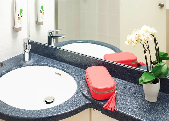 Ibis Styles Centre Gare Hotel 3*