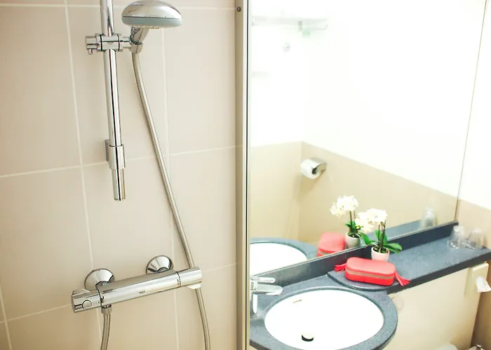 Ibis Styles Centre Gare Ανζέρ